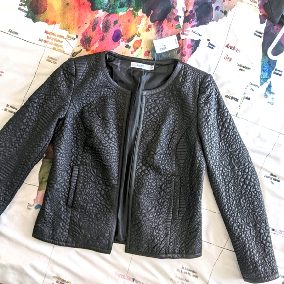 Ricki's Jackets & Blazers - Brand New Machine Washable Unique Textured Jacket